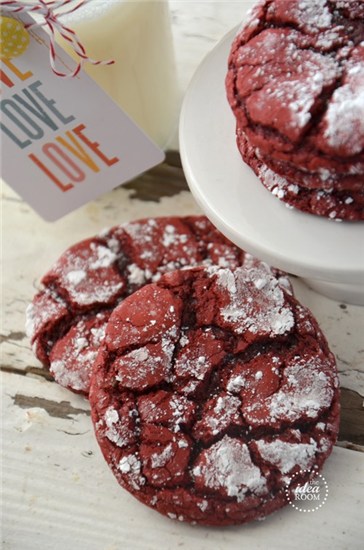 Red velvet cookies with powdered sugar